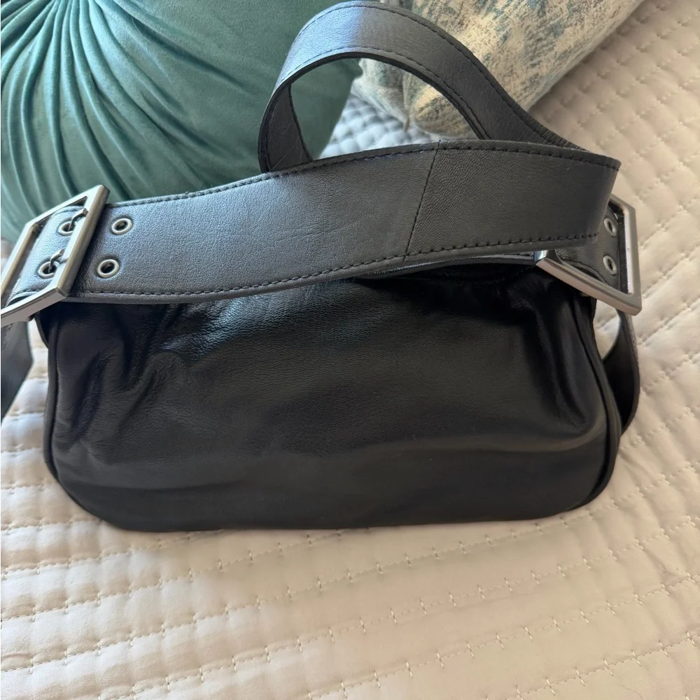 Free People Black Leather Belt Bag - Picture 3 of 4